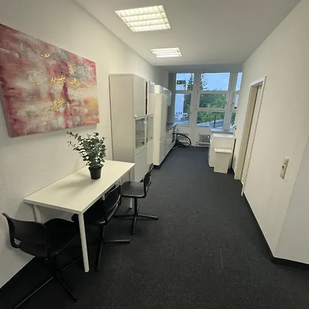 10 Apartment