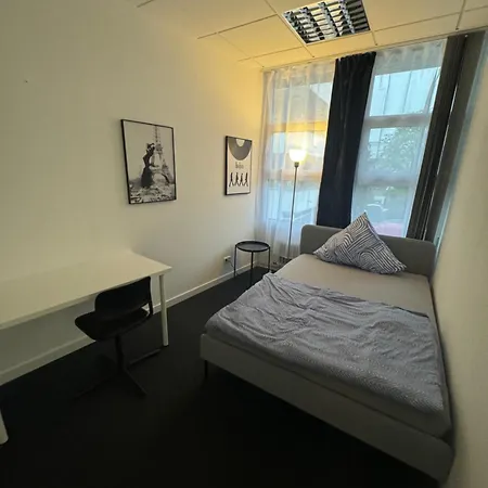 Apartment 10